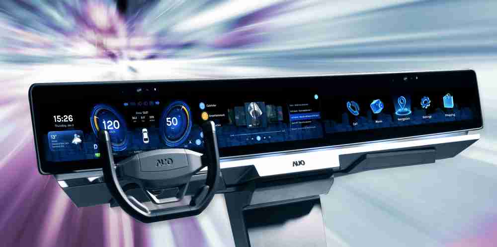 28国际开拓前瞻显示技术创新应用，，，结合优异整合设计能力，，，开发智能车载FIDM Plus一体化显示方案，，，，让驾驶操作与车内娱乐体验再进化